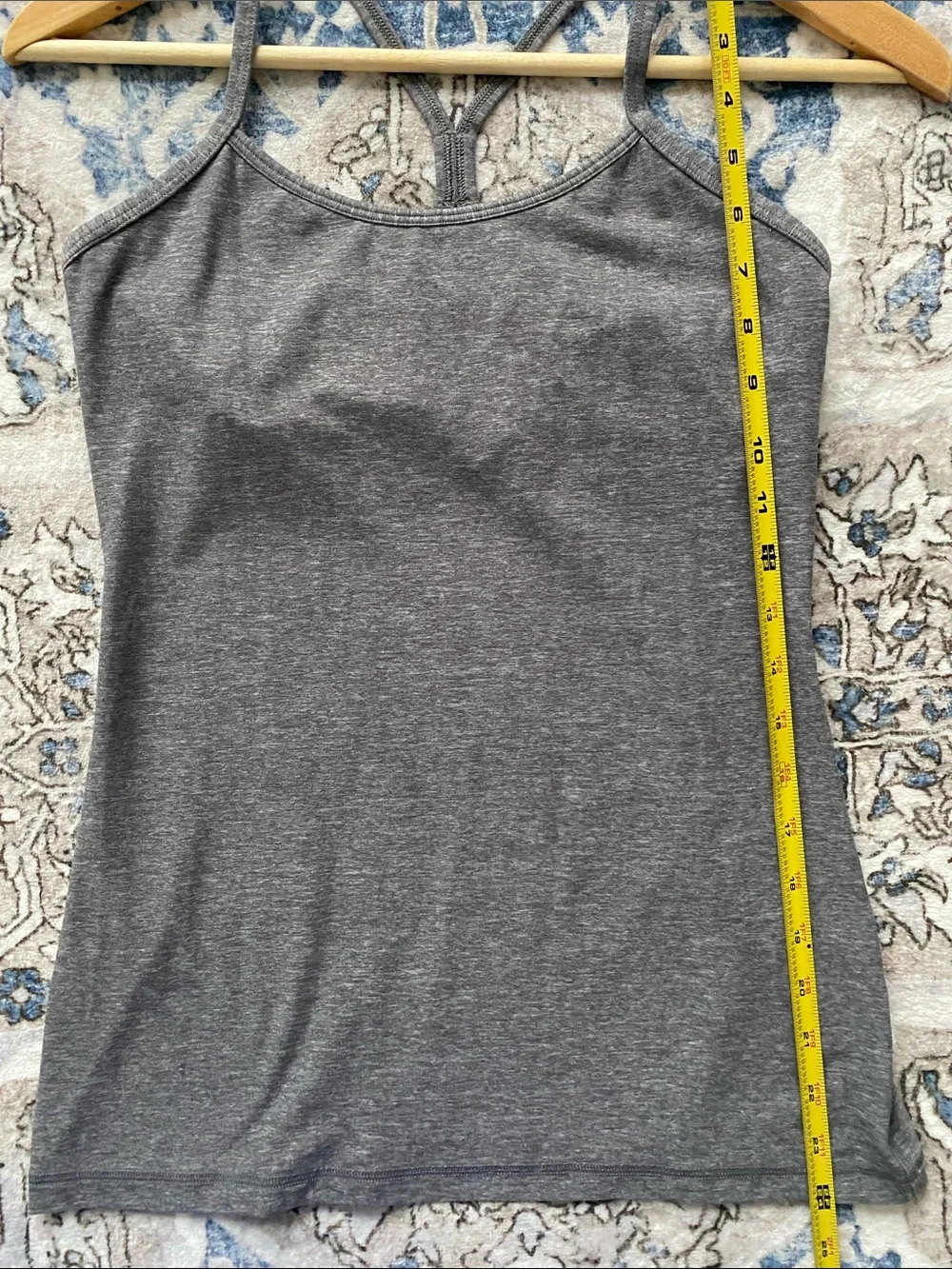 Like new! Lululemon Athletica Women's Grey Racerback Tank Top
